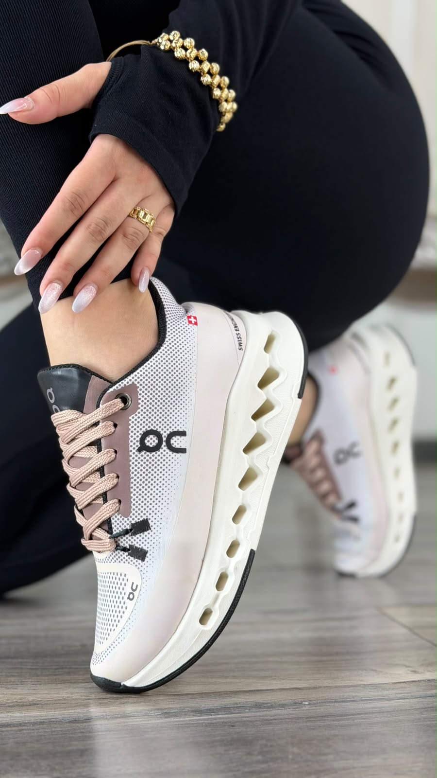 TENIS ON CLOUD DAMA
